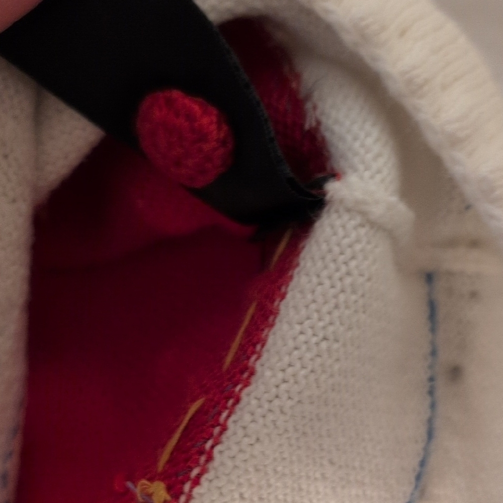 Michael Simon Red Cardigan with Graphic Design - Picture 12 of 13